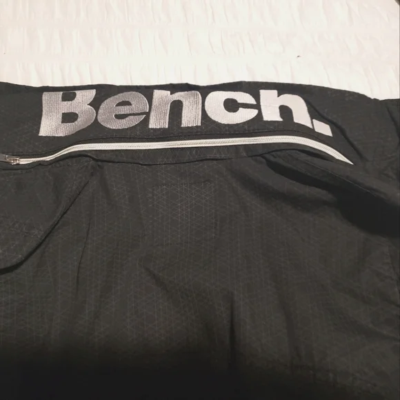Bench Small Jacket - Picture 3 of 9